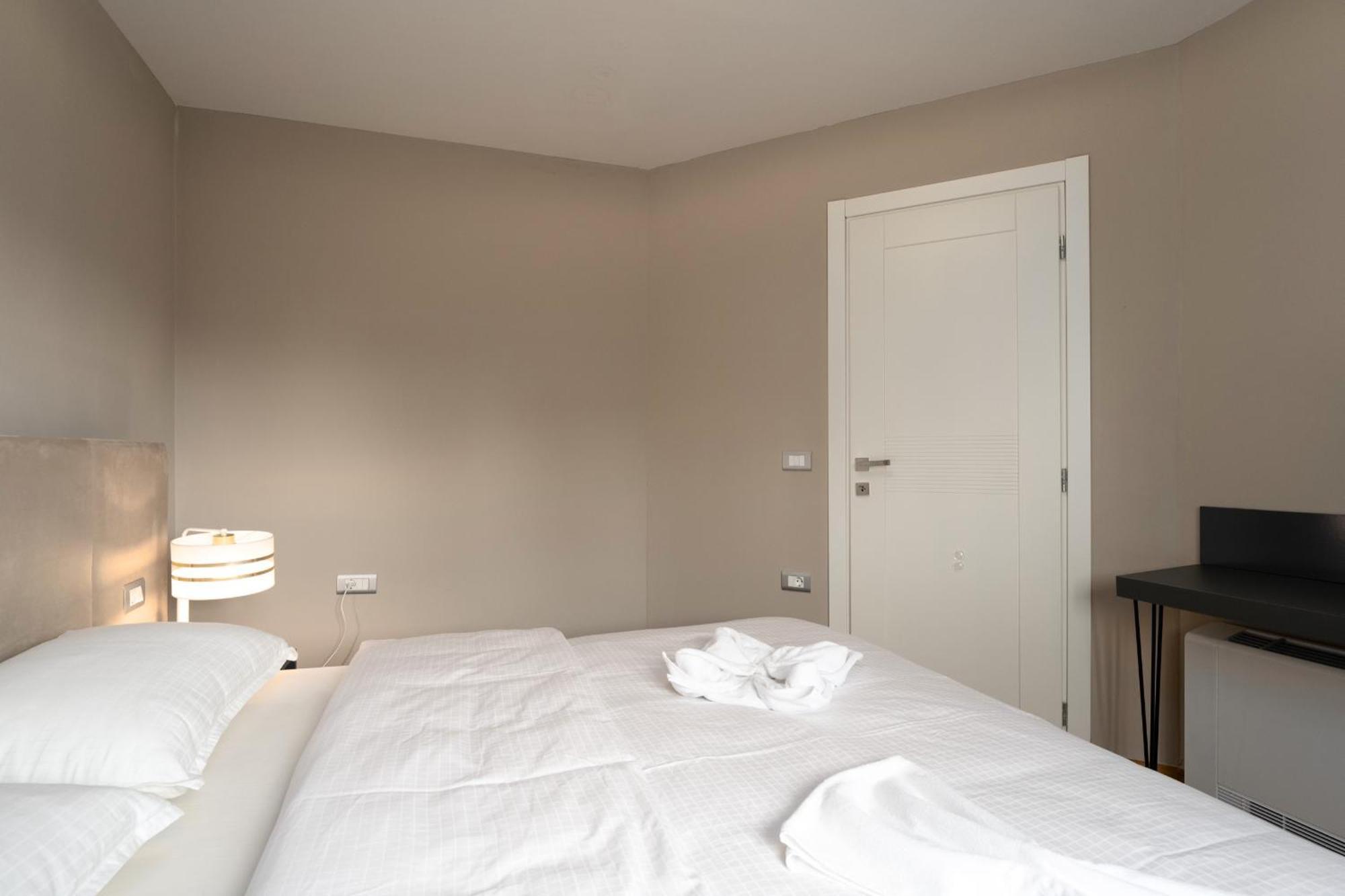 Larum Apartmens ヴルサル エクステリア 写真