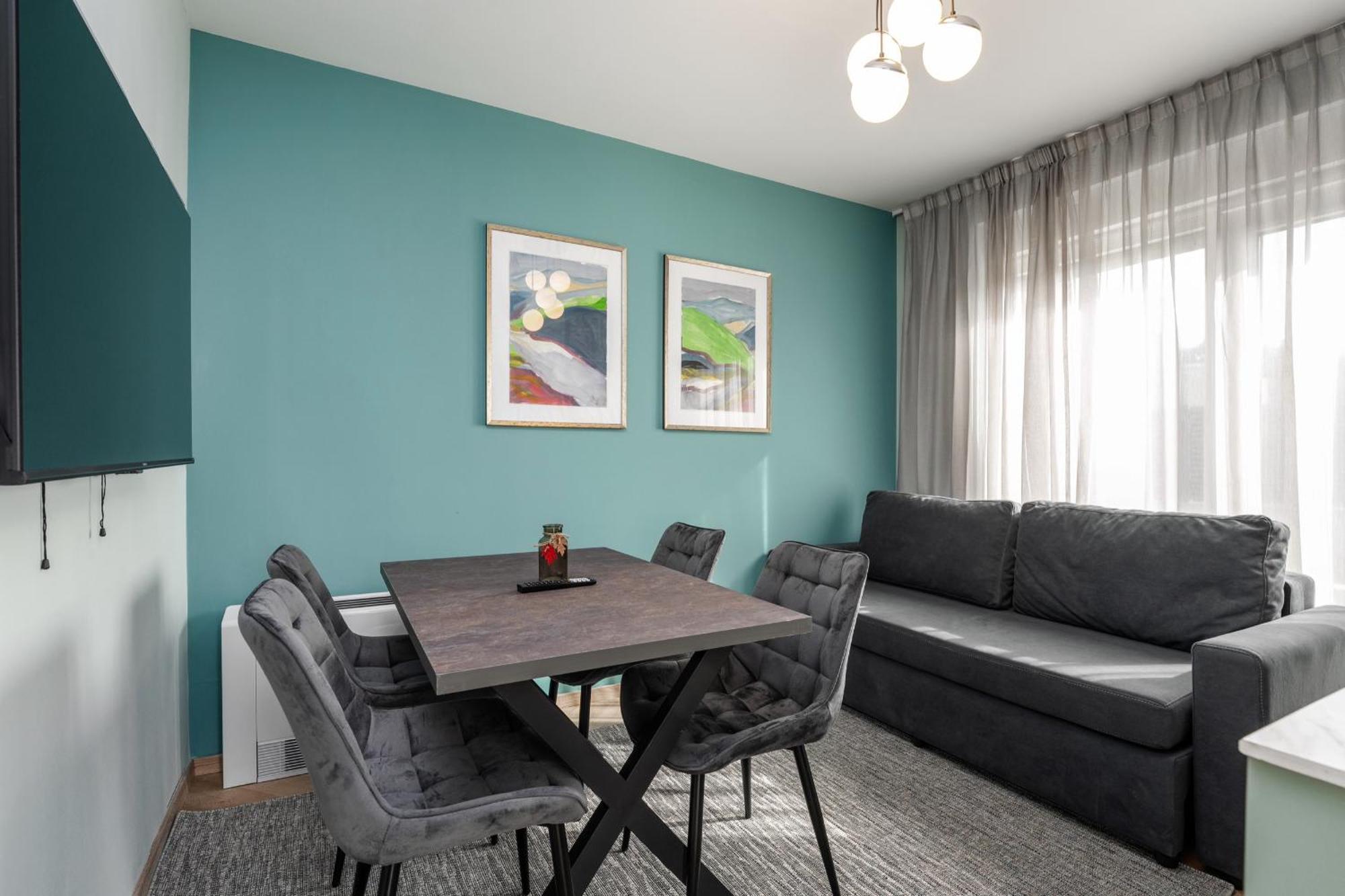 Larum Apartmens ヴルサル エクステリア 写真