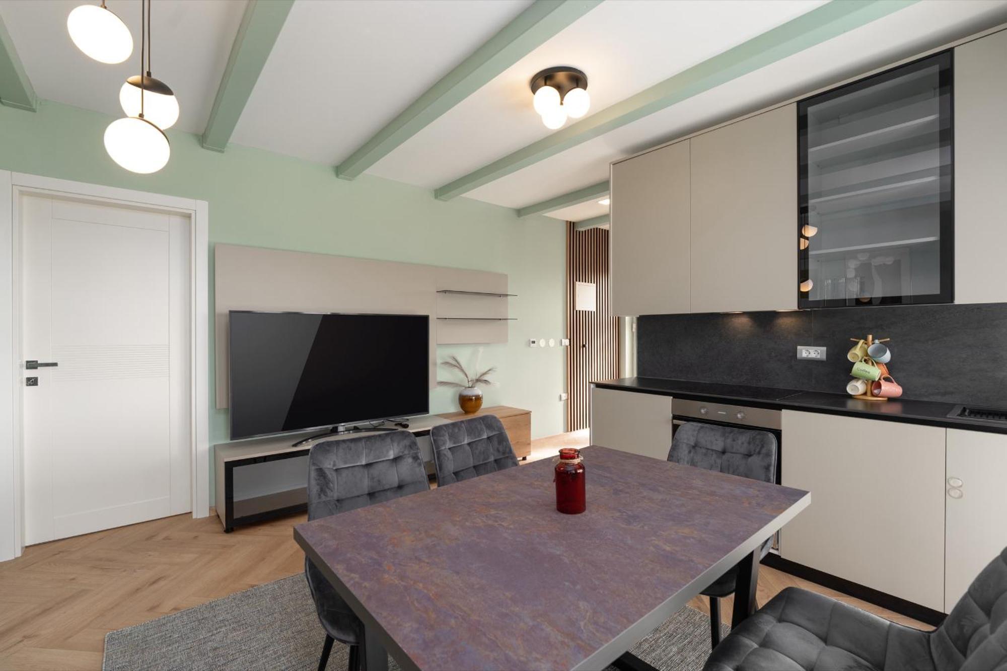 Larum Apartmens ヴルサル エクステリア 写真