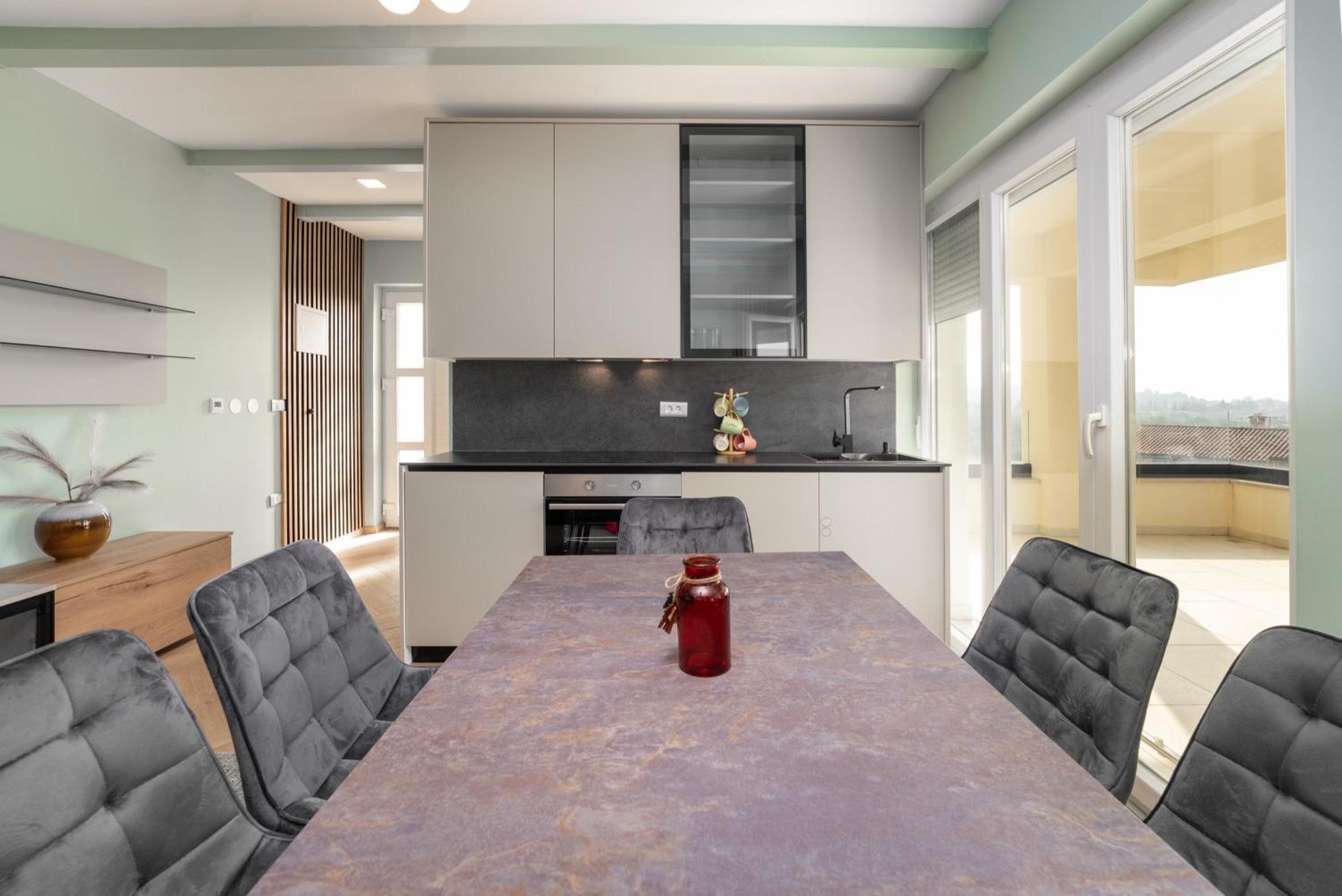 Larum Apartmens ヴルサル エクステリア 写真