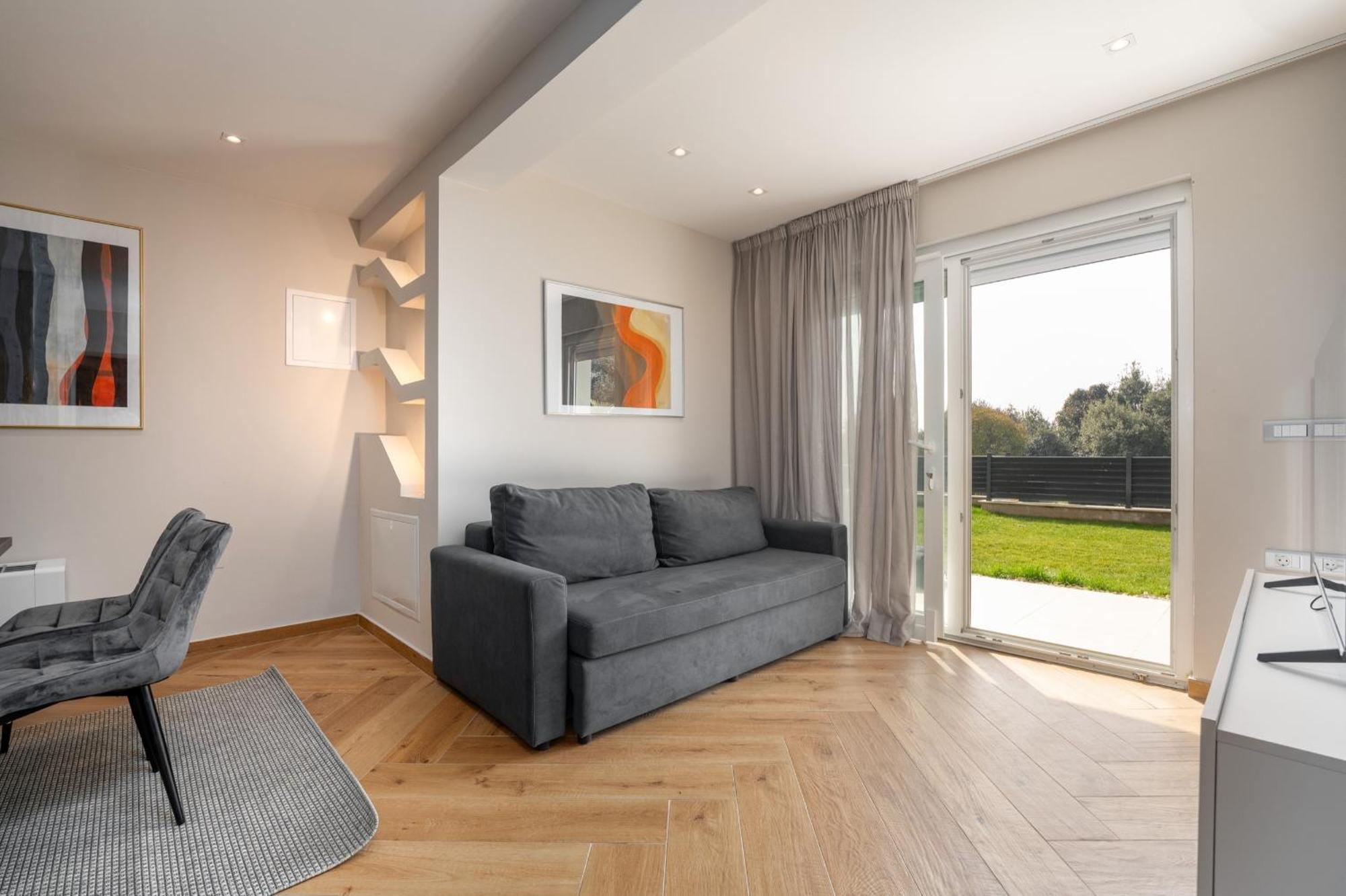 Larum Apartmens ヴルサル エクステリア 写真