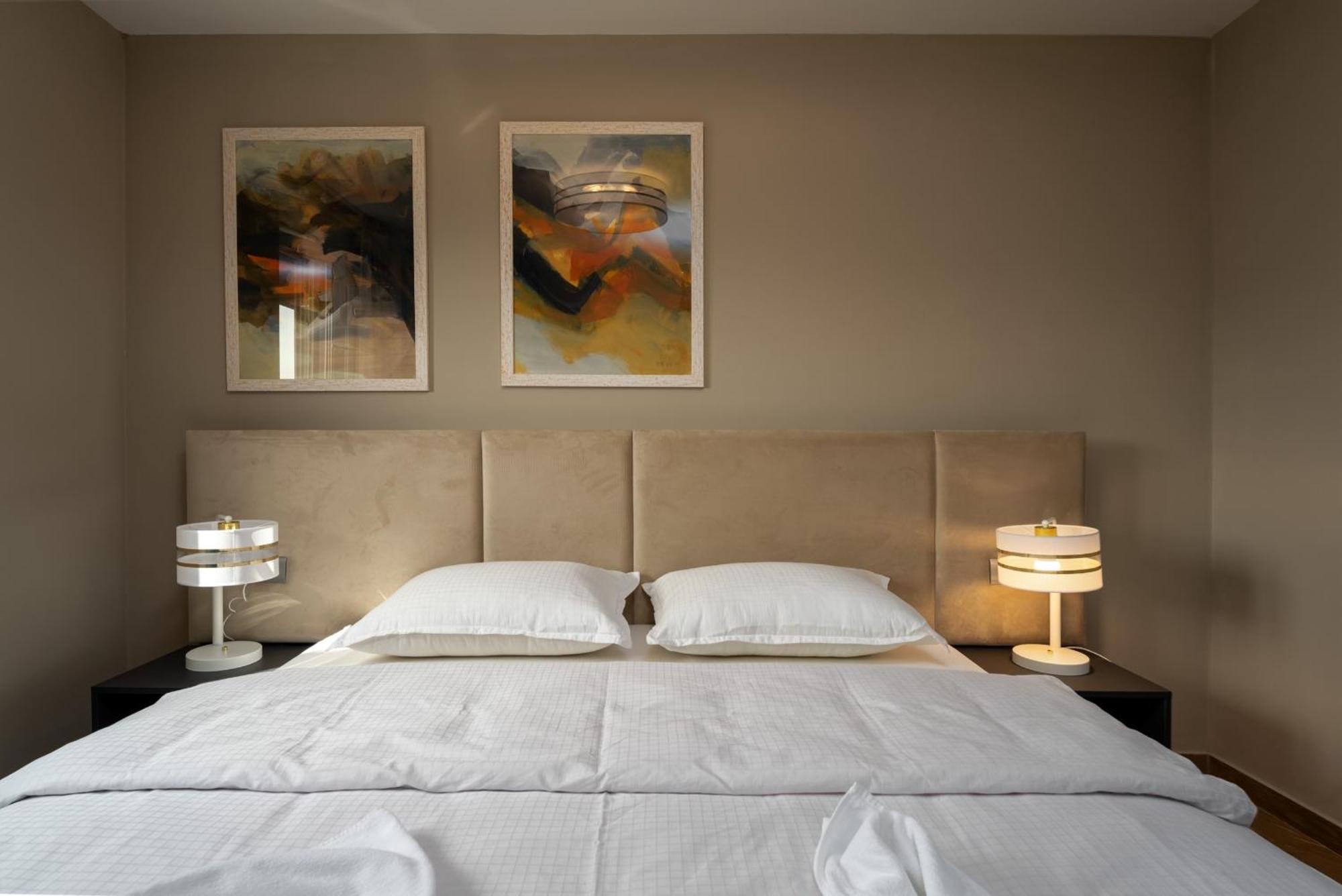 Larum Apartmens ヴルサル エクステリア 写真