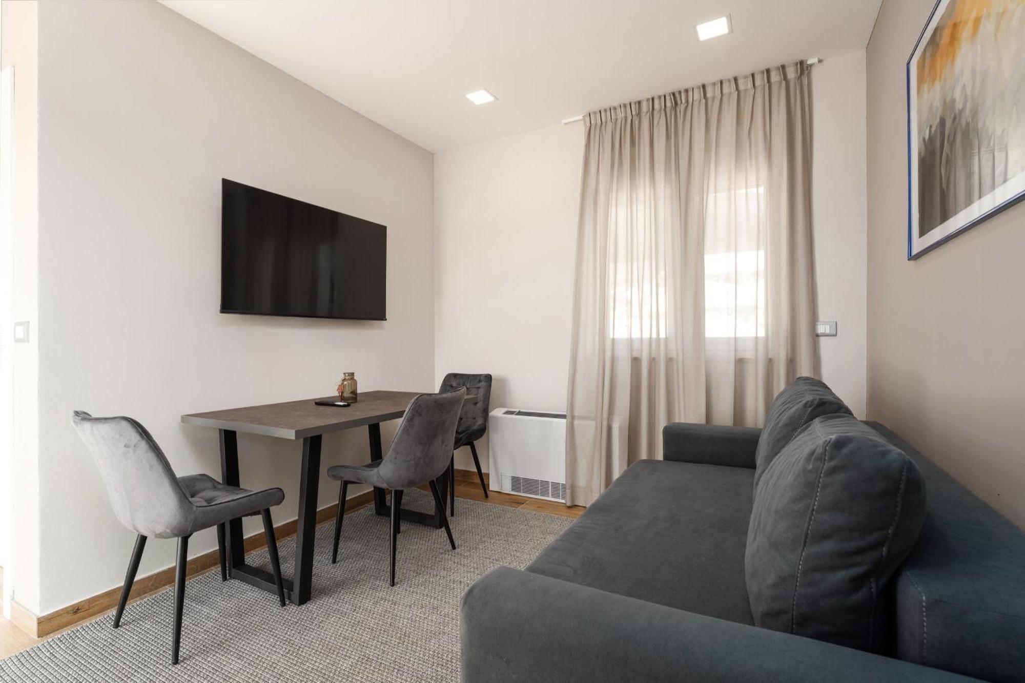 Larum Apartmens ヴルサル エクステリア 写真