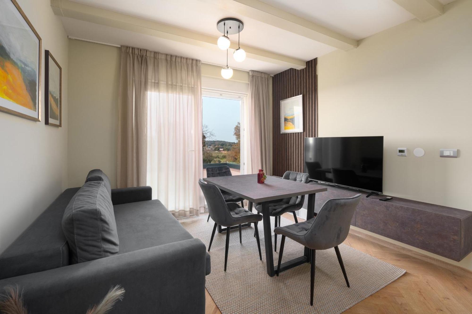 Larum Apartmens ヴルサル エクステリア 写真