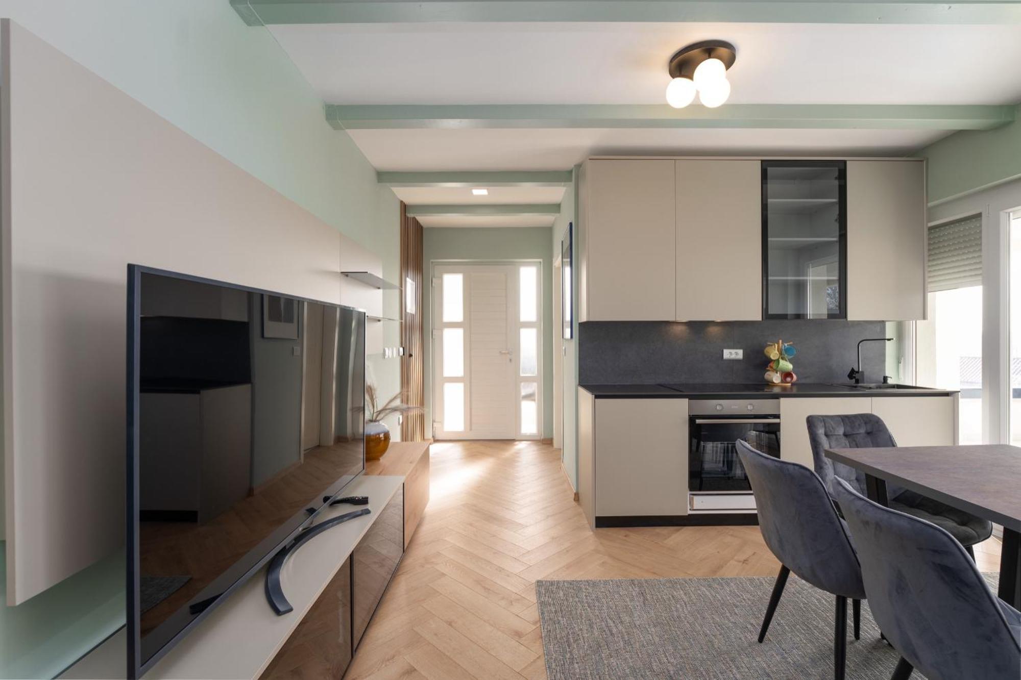 Larum Apartmens ヴルサル エクステリア 写真
